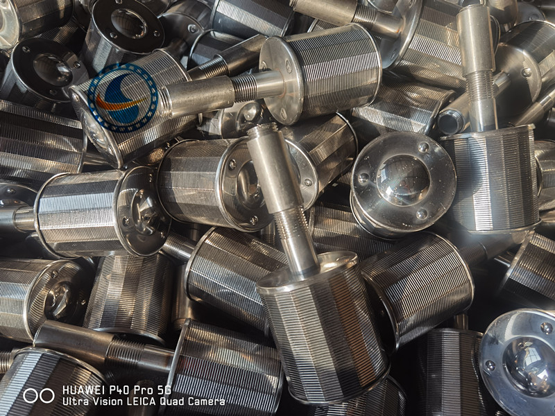 SS316L OD 70mm Wedge Wire Screen Nozzles Untuk Resin Filter